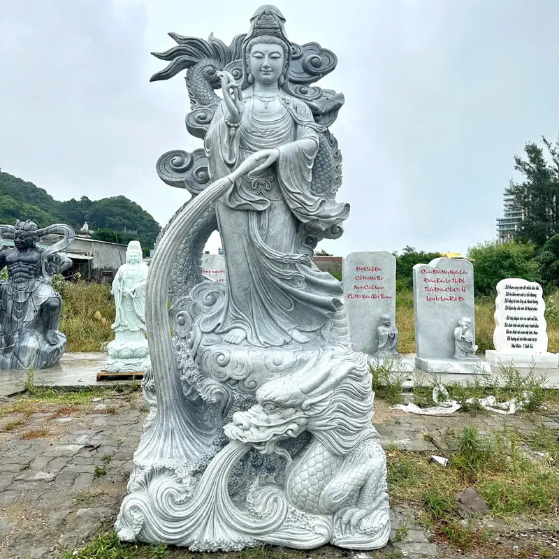 Quan Âm Ngự Long Long Vân