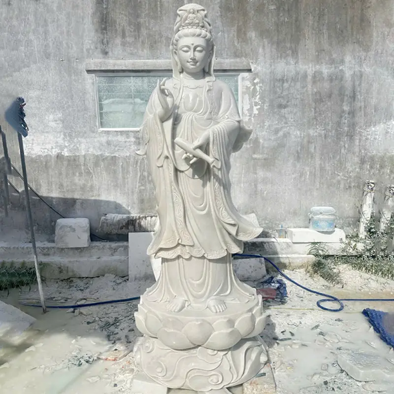 Tượng Quan Âm Tự Tại Đứng Đài Sen Đá Trắng
