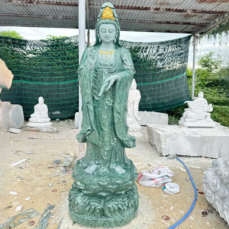 Tượng Quan Thế Âm Bồ Tát Đá Xanh Ngọc Cao Cấp