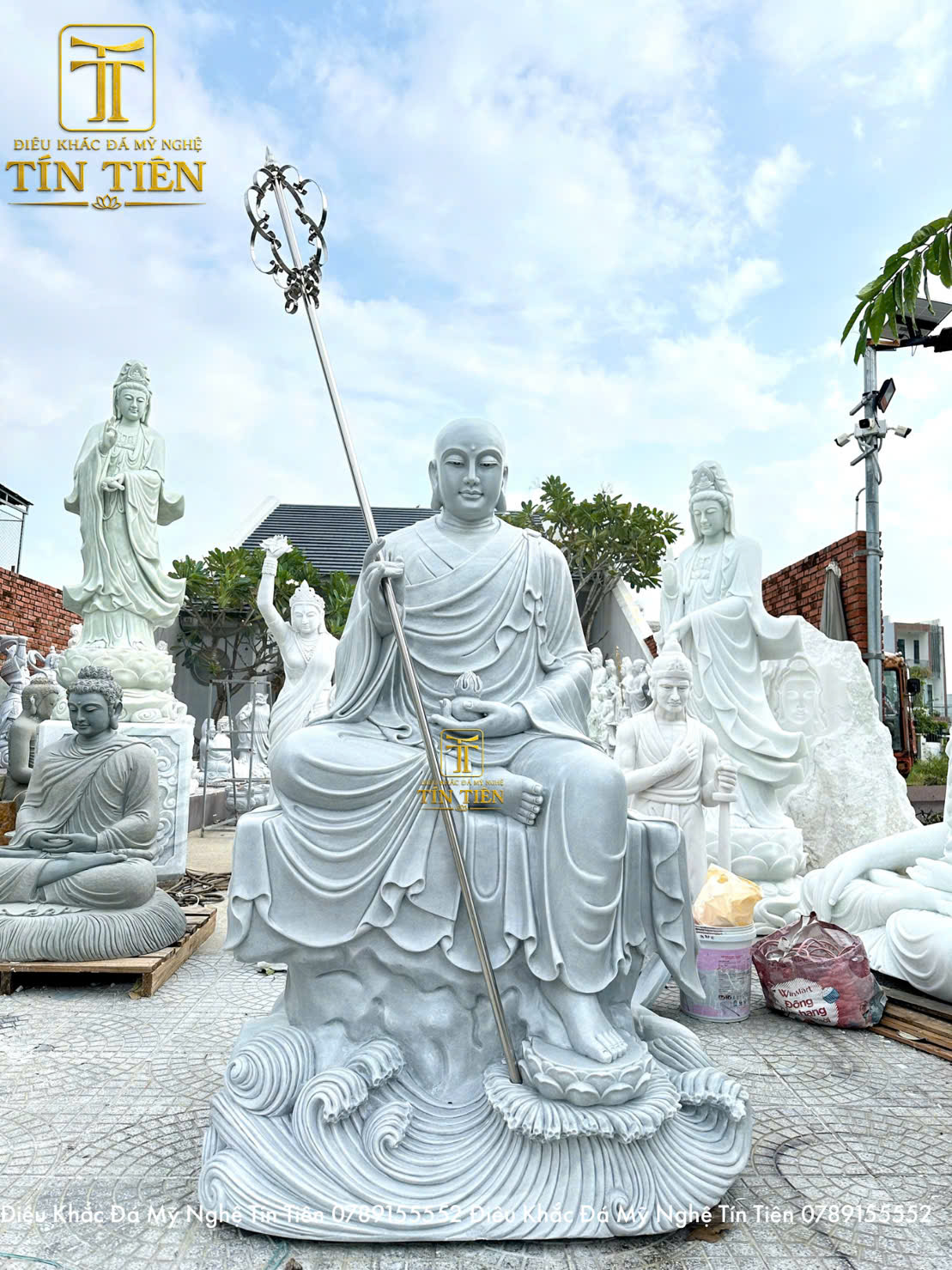 Tượng Địa Tạng Vương Bồ Tát Bằng Đá