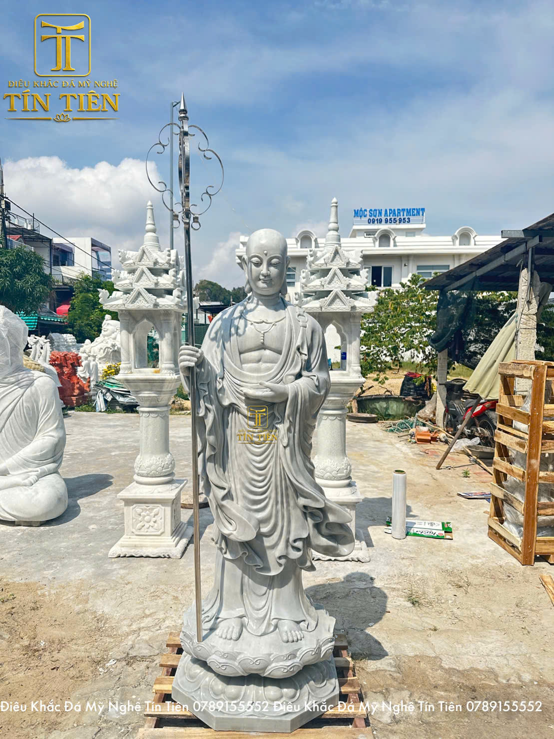 Tượng Địa Tạng Vương Bồ Tát Bằng Đá