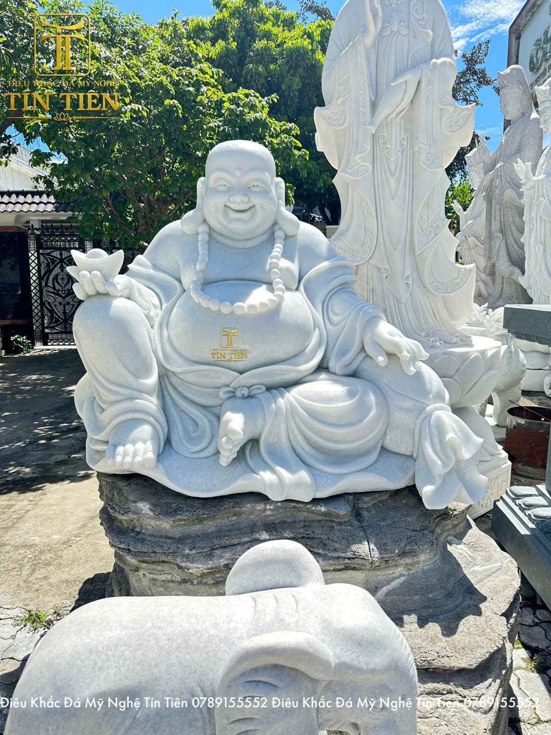 Tượng Phật Di Lặc Bằng Đá