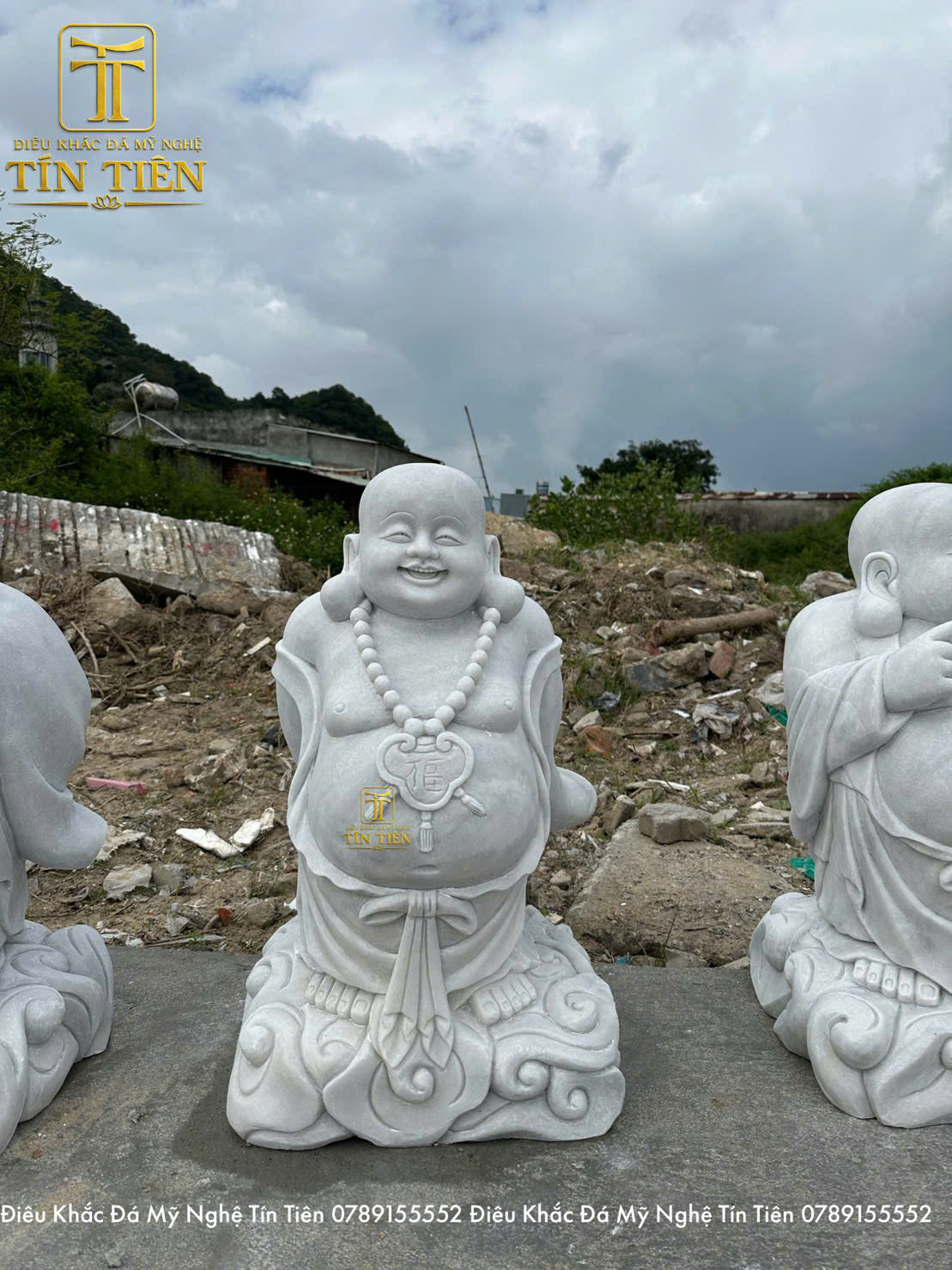 Tượng Phật Di Lặc Bằng Đá