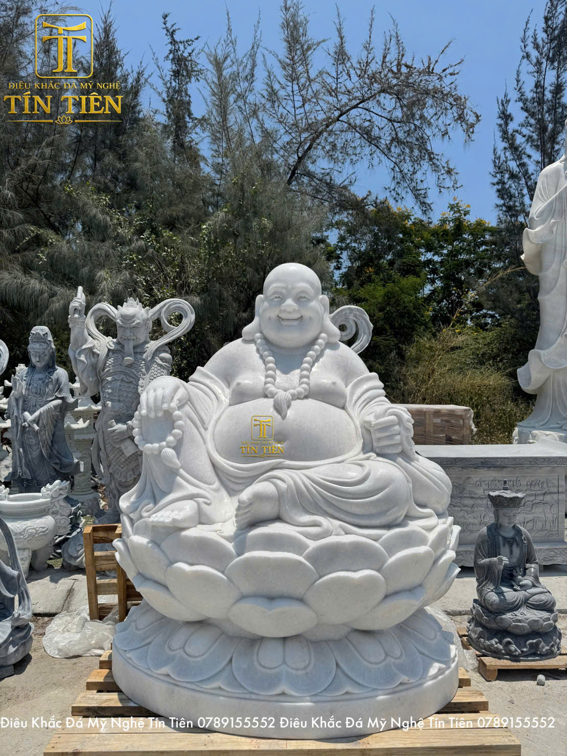 Tượng Phật Di Lặc Bằng Đá