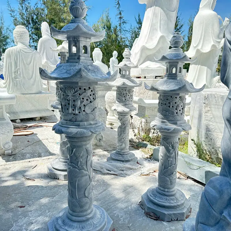 Đèn Đá Sân Vườn
