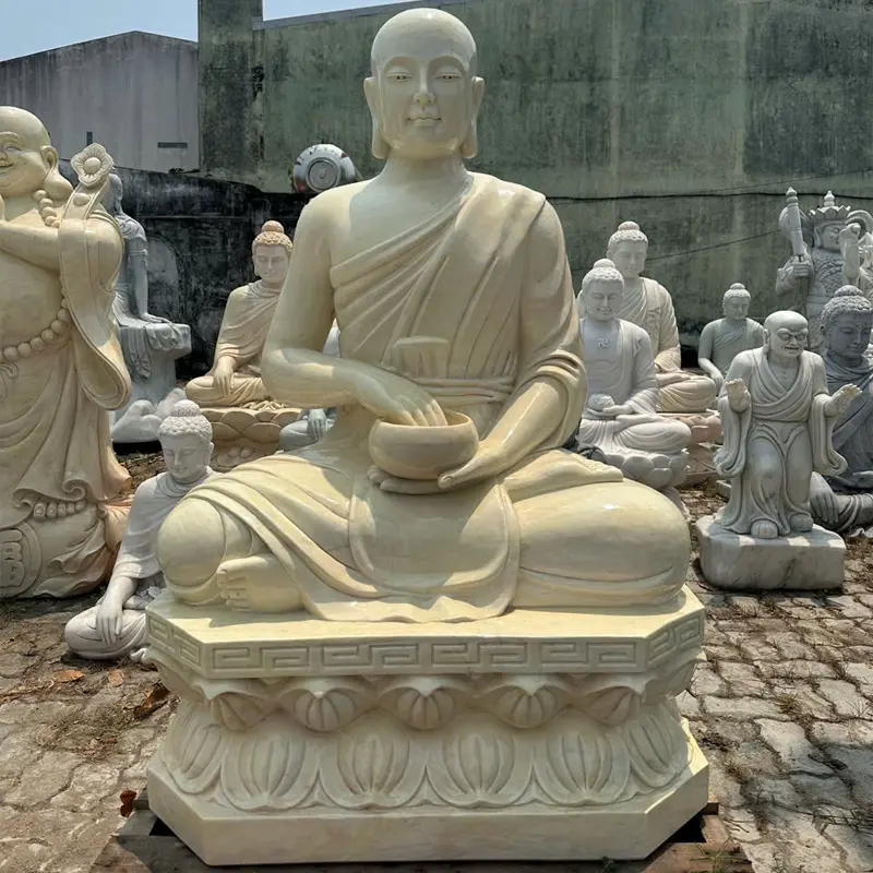 Tượng Phật Sivali Đá Vàng Nhạt